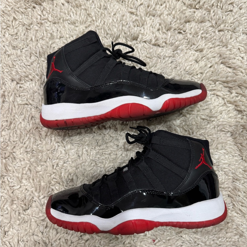 Air Jordan Retro 2012 Bred 11’s GS 4.5Y